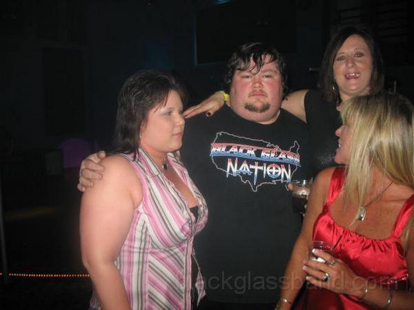l_0b3d692306e74ee8ae552d84841ac17c.jpg