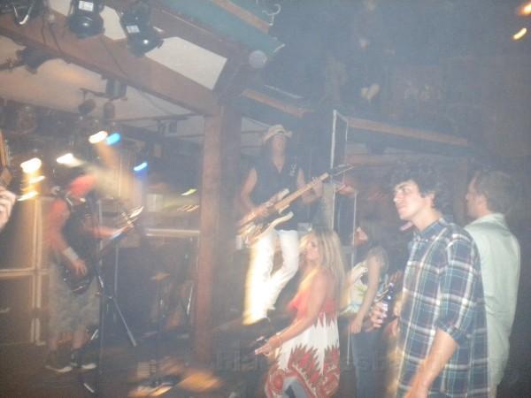 l_4777c88b93f04c4781beb51b796ee0cb.jpg